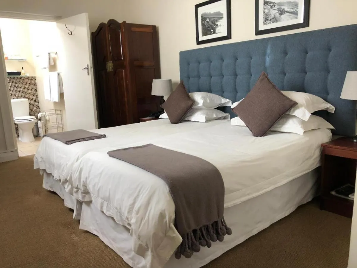 City Club Promenade Hotel Cape Town Guest house
